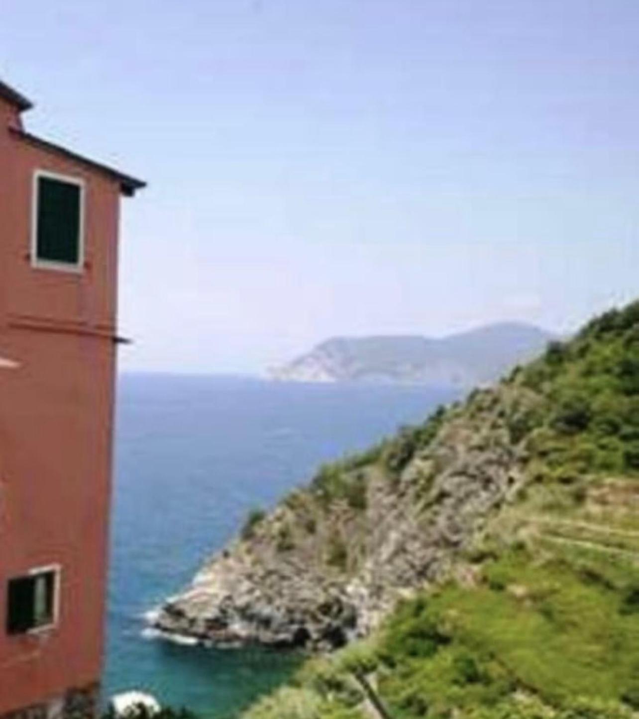 Hotel Lanterna Corniglia Esterno foto